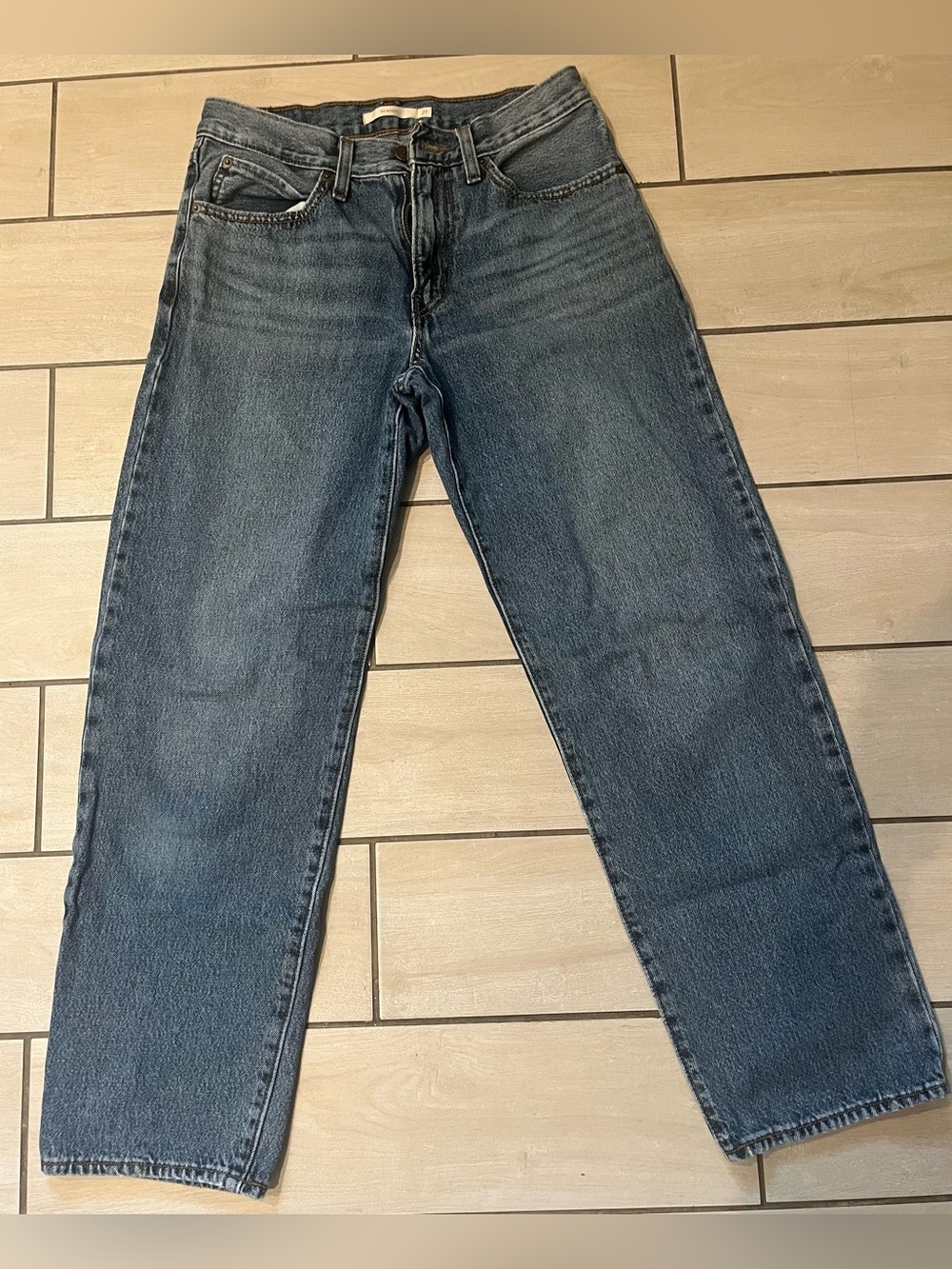 Women’s ‘94 baggy Levi’s